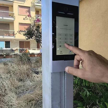Carlo's G102 Garden Lido * Sanremo
